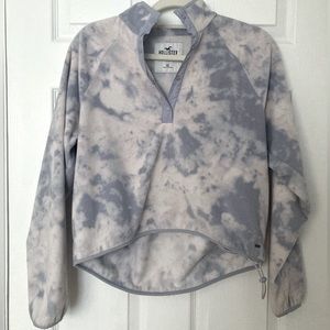 Hollister purple and cream pullover